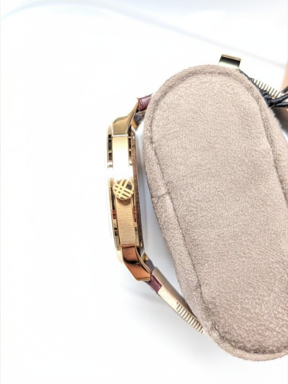BURBERRY BU9017 WOMEN'S WATCH - OPEN BOX - Picture 3 of 4